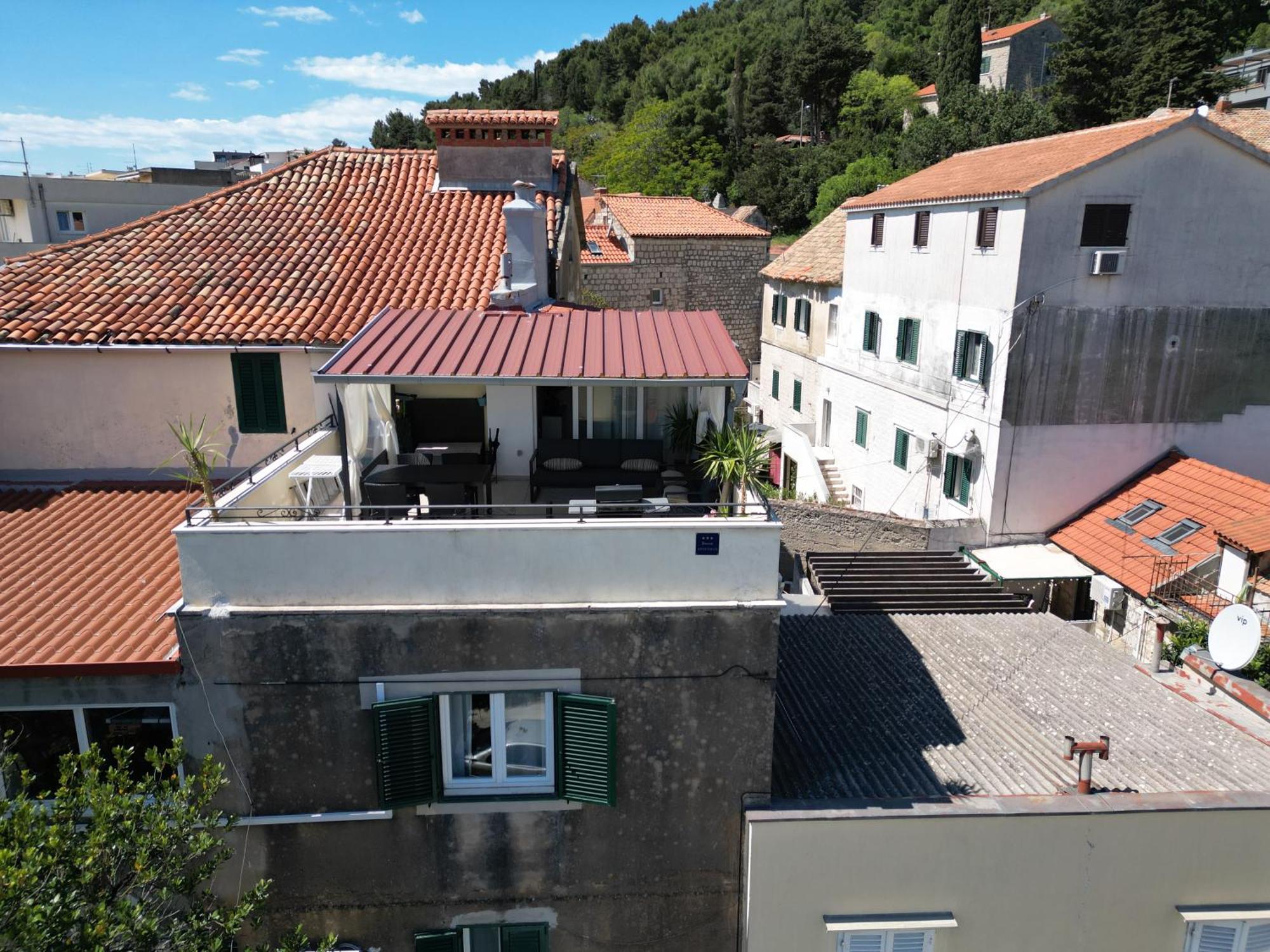 Prime Location Penthouse Apt With A Large Terrace Split Exterior foto